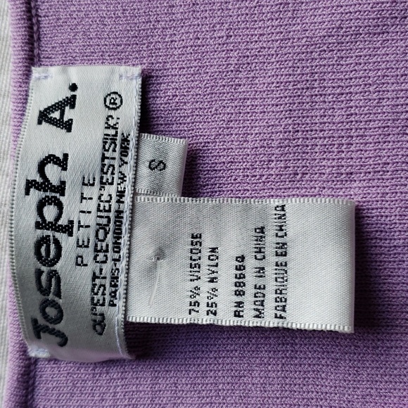 Joseph A Lavender Top with Crochet and Beaded Trim Size SP - Picture 4 of 11